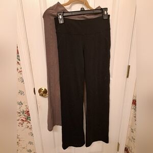 Set of 2 yoga flare legging workout pants